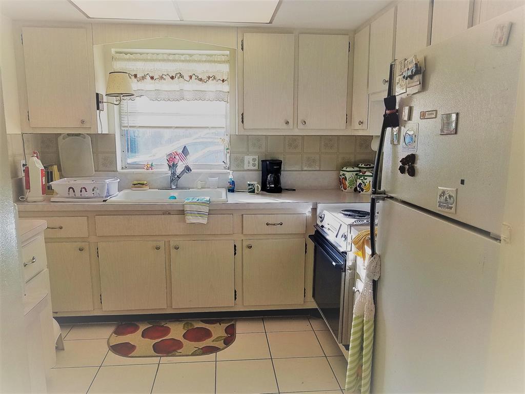 Cresthaven - Residential