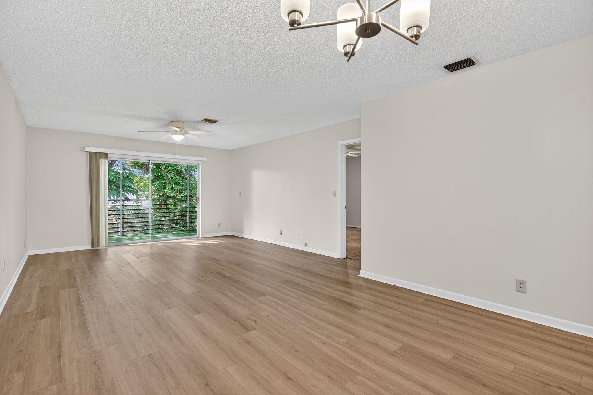 Madison Manor - Residential