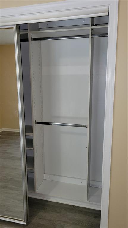 IMPERIAL POINT COLONNADES - Residential