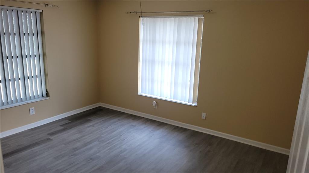 IMPERIAL POINT COLONNADES - Residential