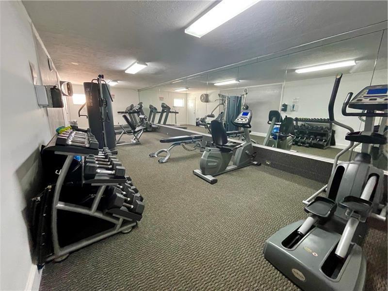 IMPERIAL POINT COLONNADES - Residential