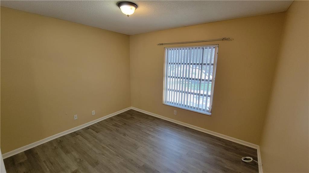 IMPERIAL POINT COLONNADES - Residential