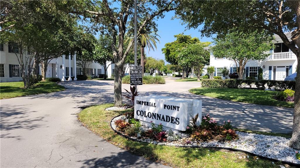 IMPERIAL POINT COLONNADES - Residential