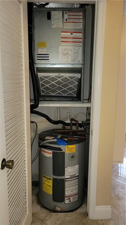 IMPERIAL POINT COLONNADES - Residential