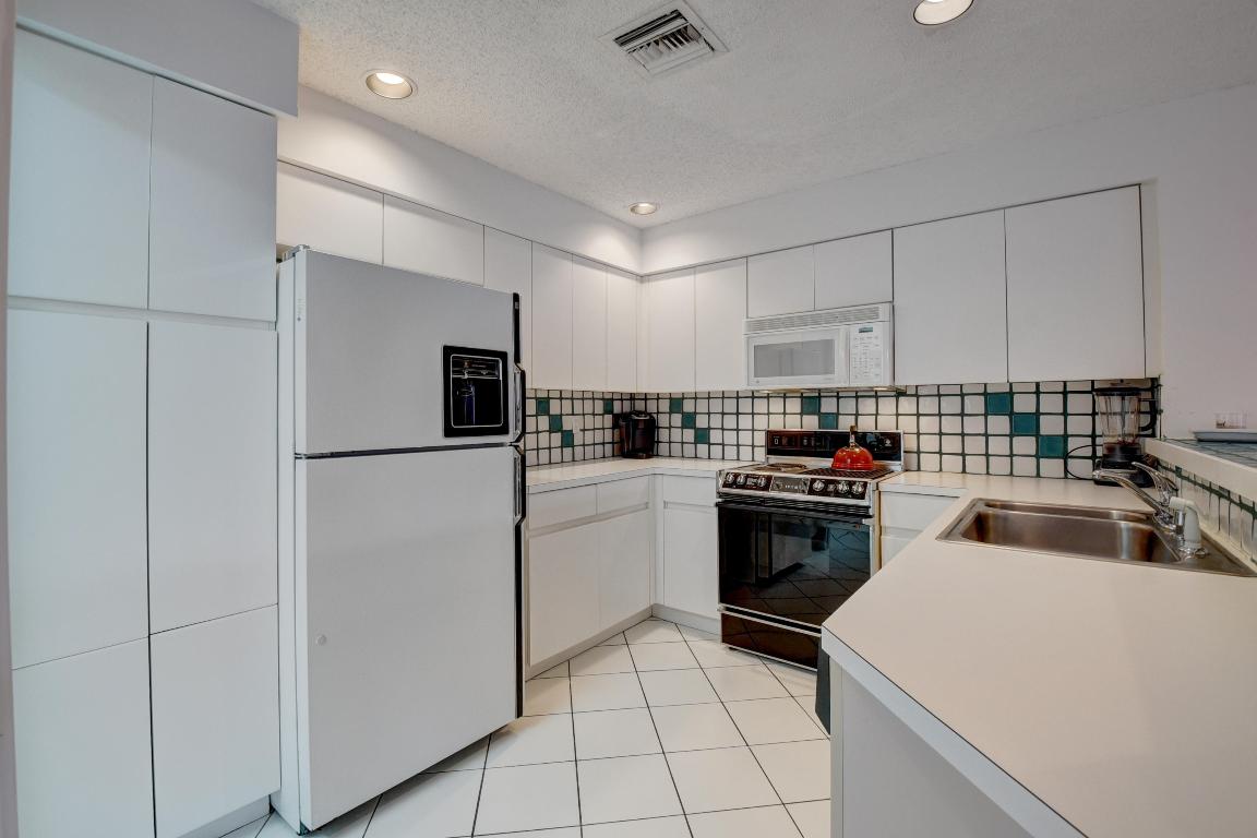 CEDAR CAY - Residential