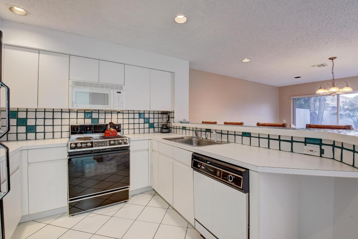 CEDAR CAY - Residential