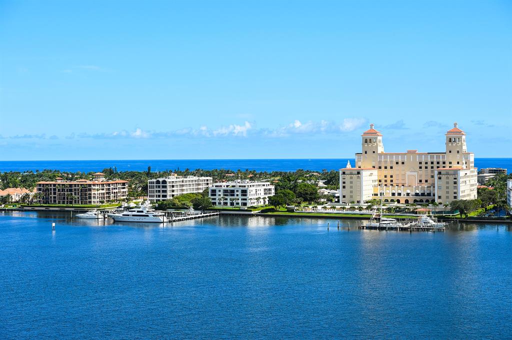 One Watermark Place - Residential