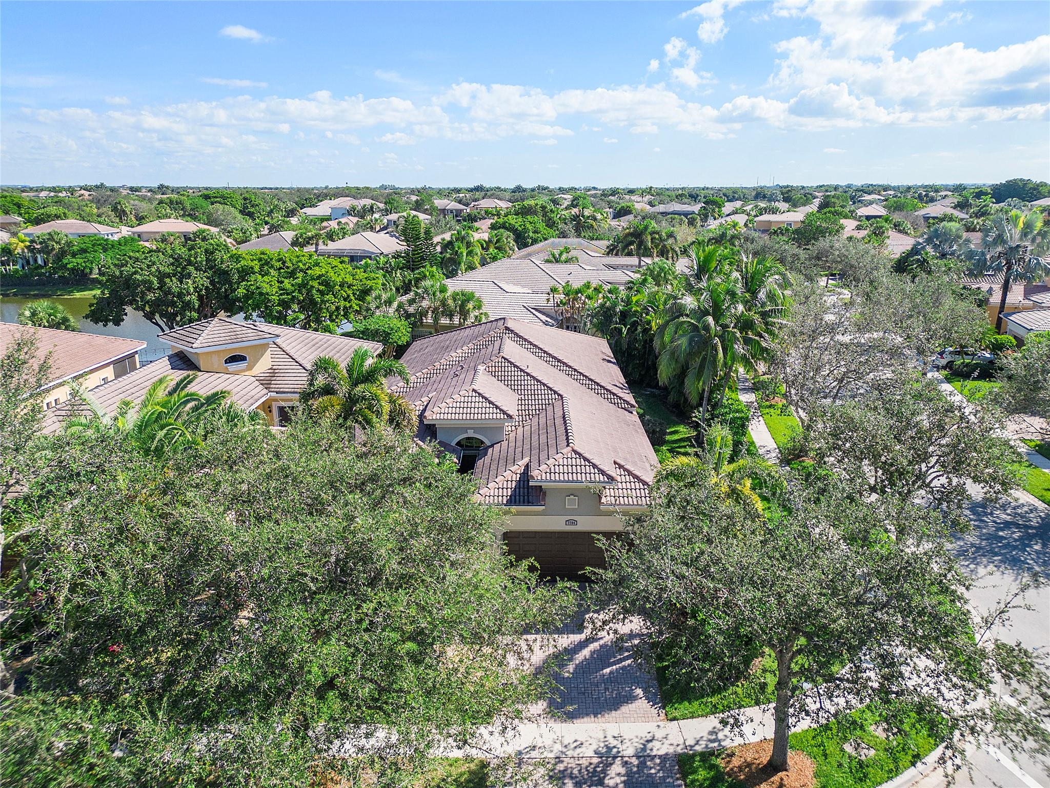 Heron Bay Central 171-23 - Residential