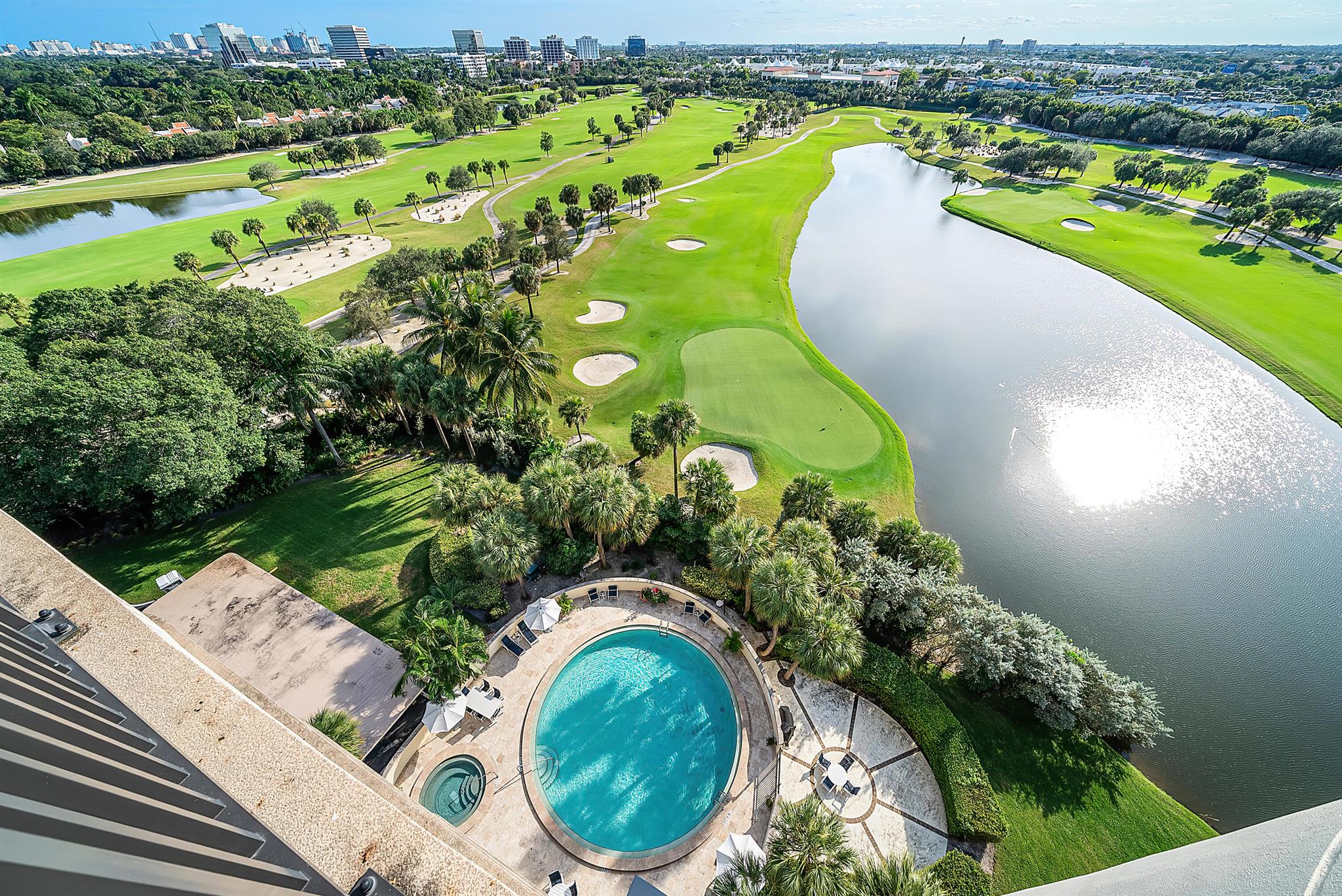 PARLIAMENT EAST CONDO - Residential