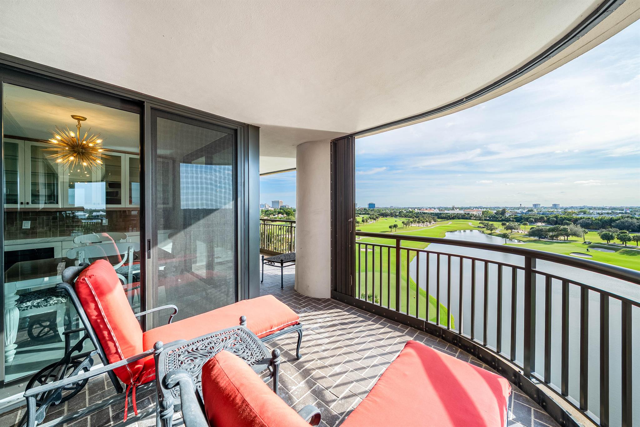 PARLIAMENT EAST CONDO - Residential