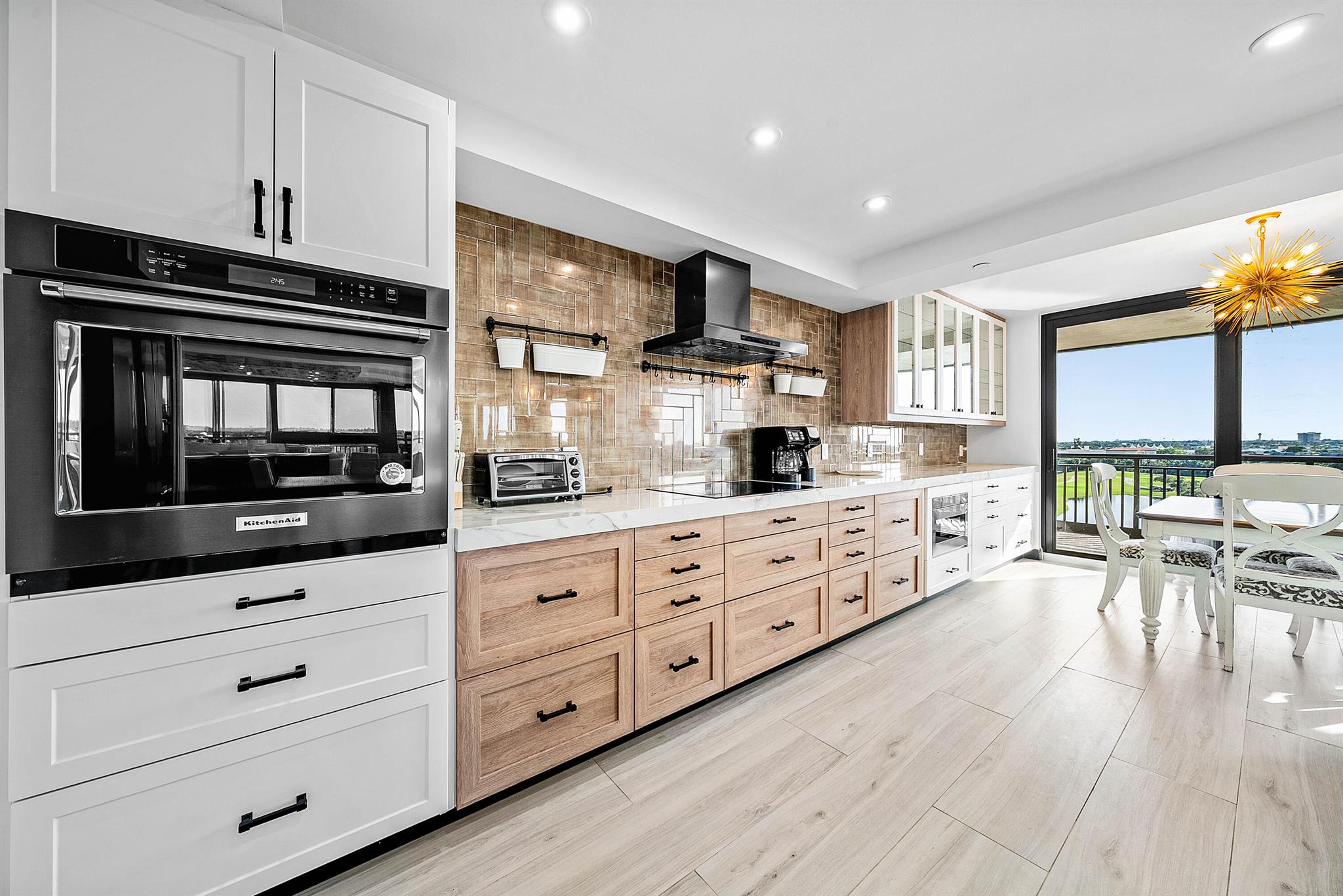 PARLIAMENT EAST CONDO - Residential