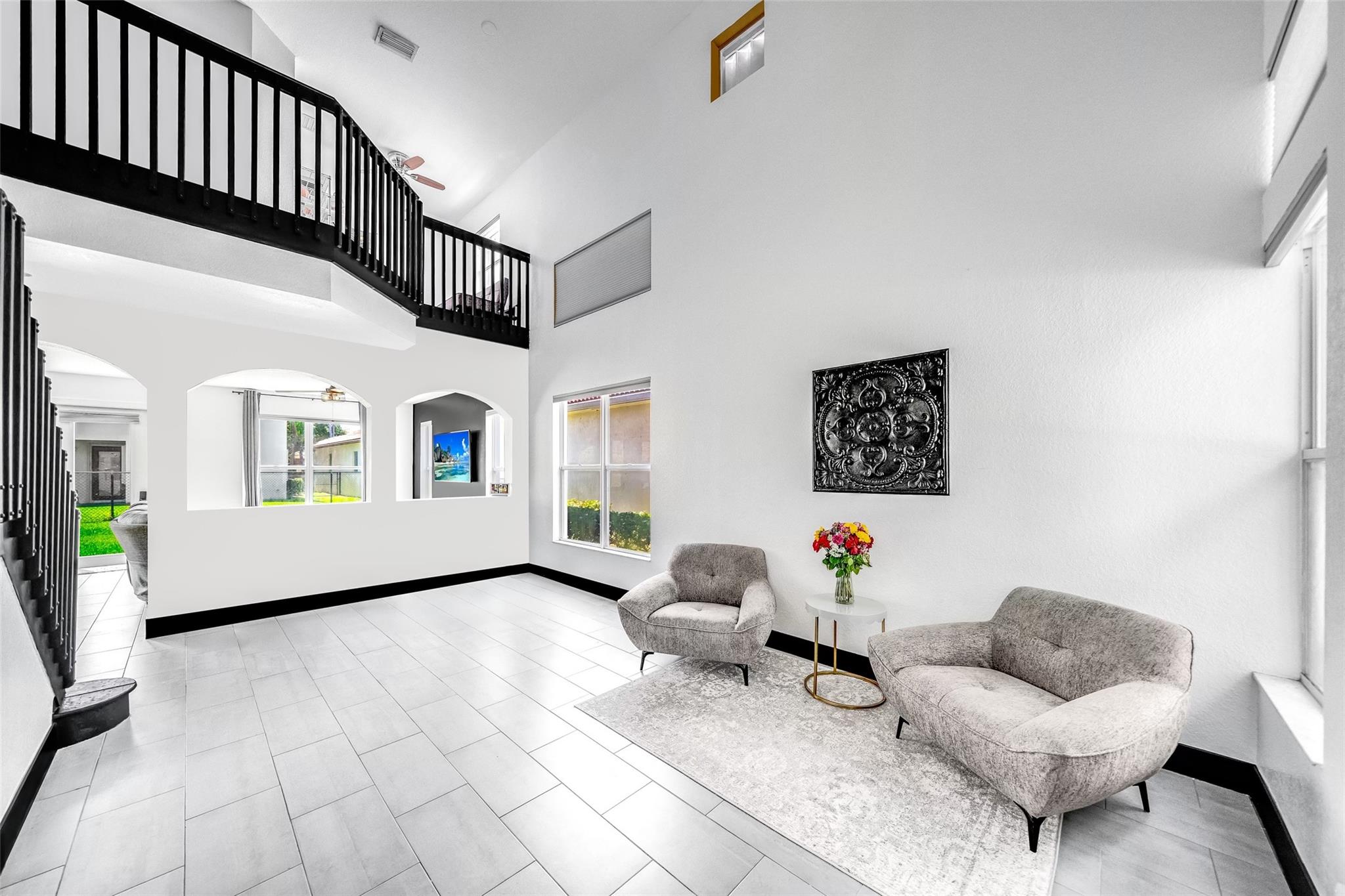1029 Center Stone
