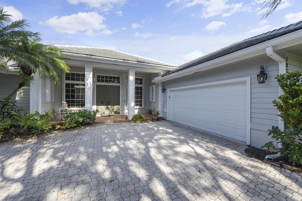 Photo of 10732 SE River Ridge Court, Tequesta, FL 33469 (MLS # R10998087)