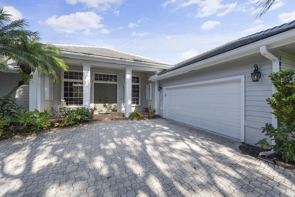 Photo of 10732 SE River Ridge Court, Tequesta, FL 33469 (MLS # R10998087)
