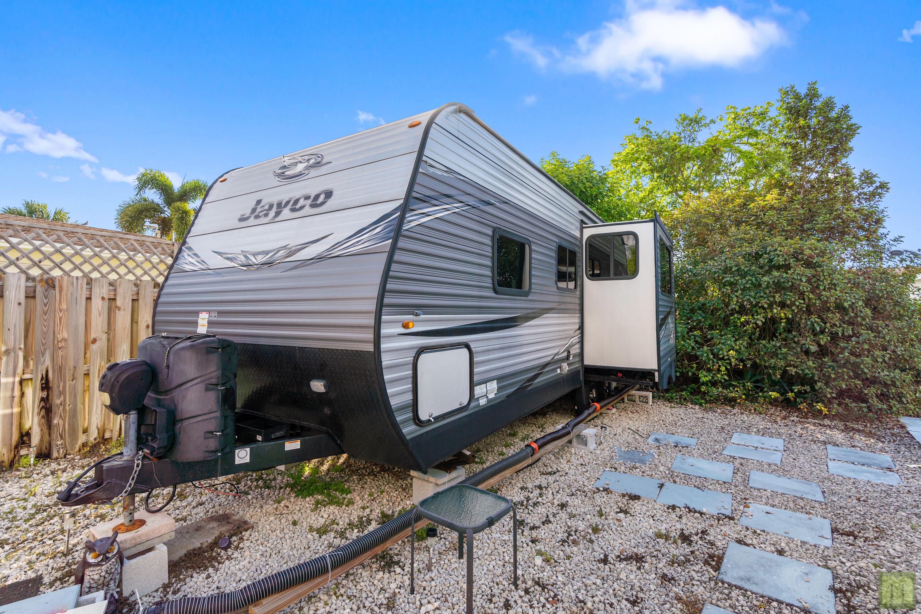 COCONUT CREEK 9TH SEC - Residential