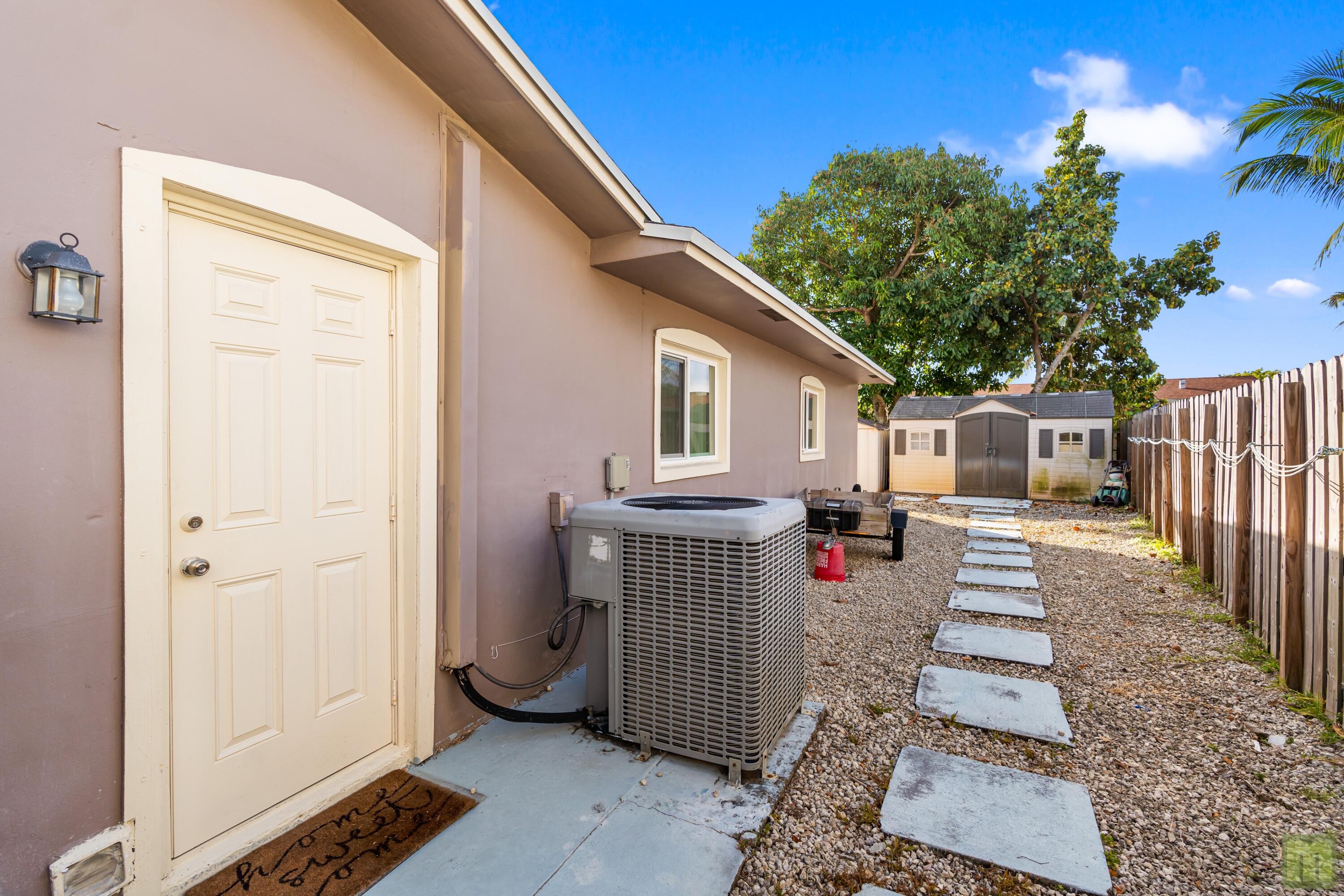 COCONUT CREEK 9TH SEC - Residential