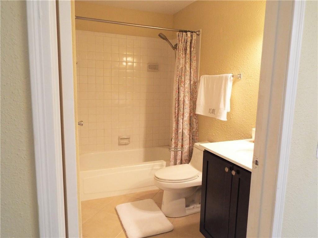 Savannah At Riverside Con - Residential Lease