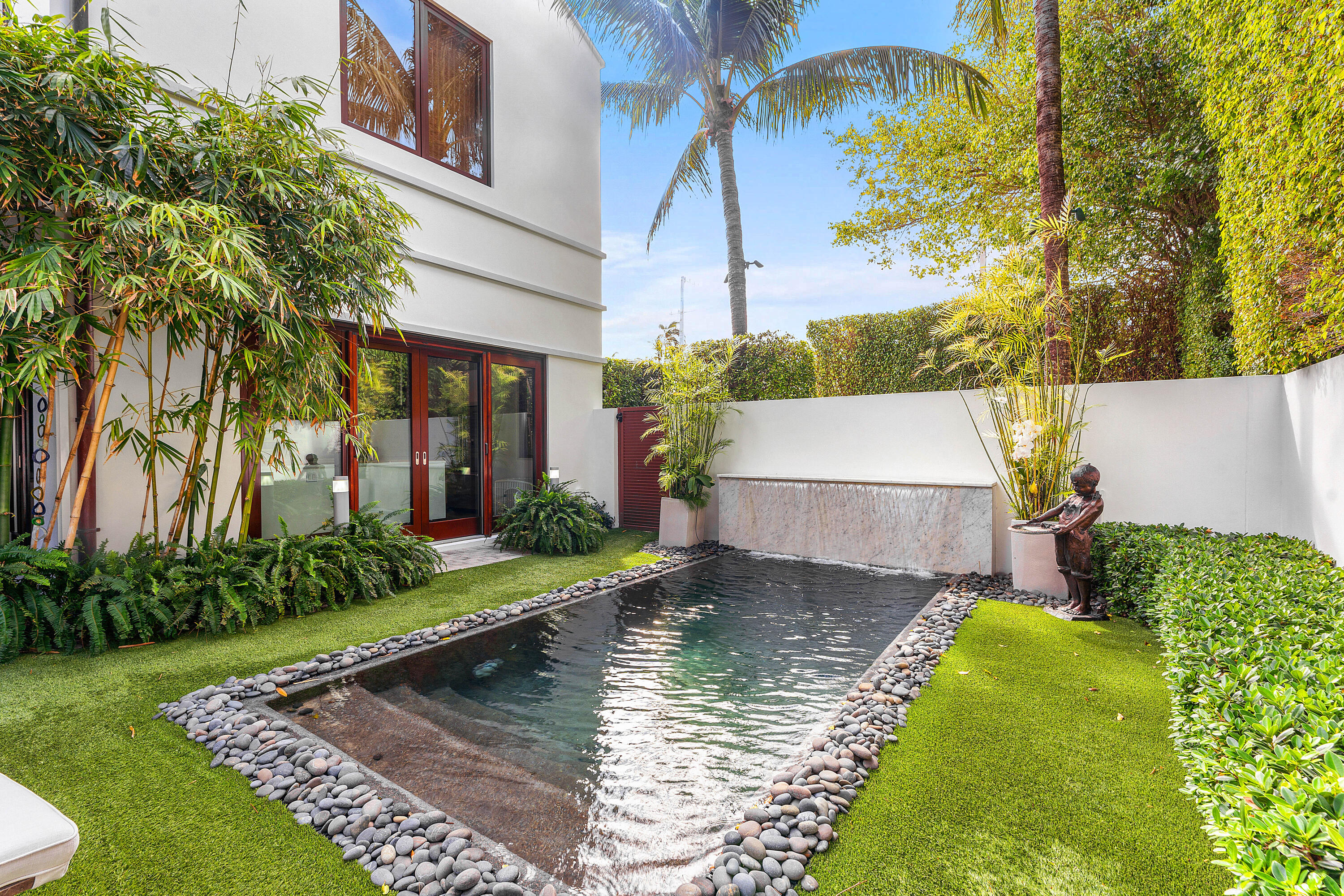 FLORAL PARK - Residential