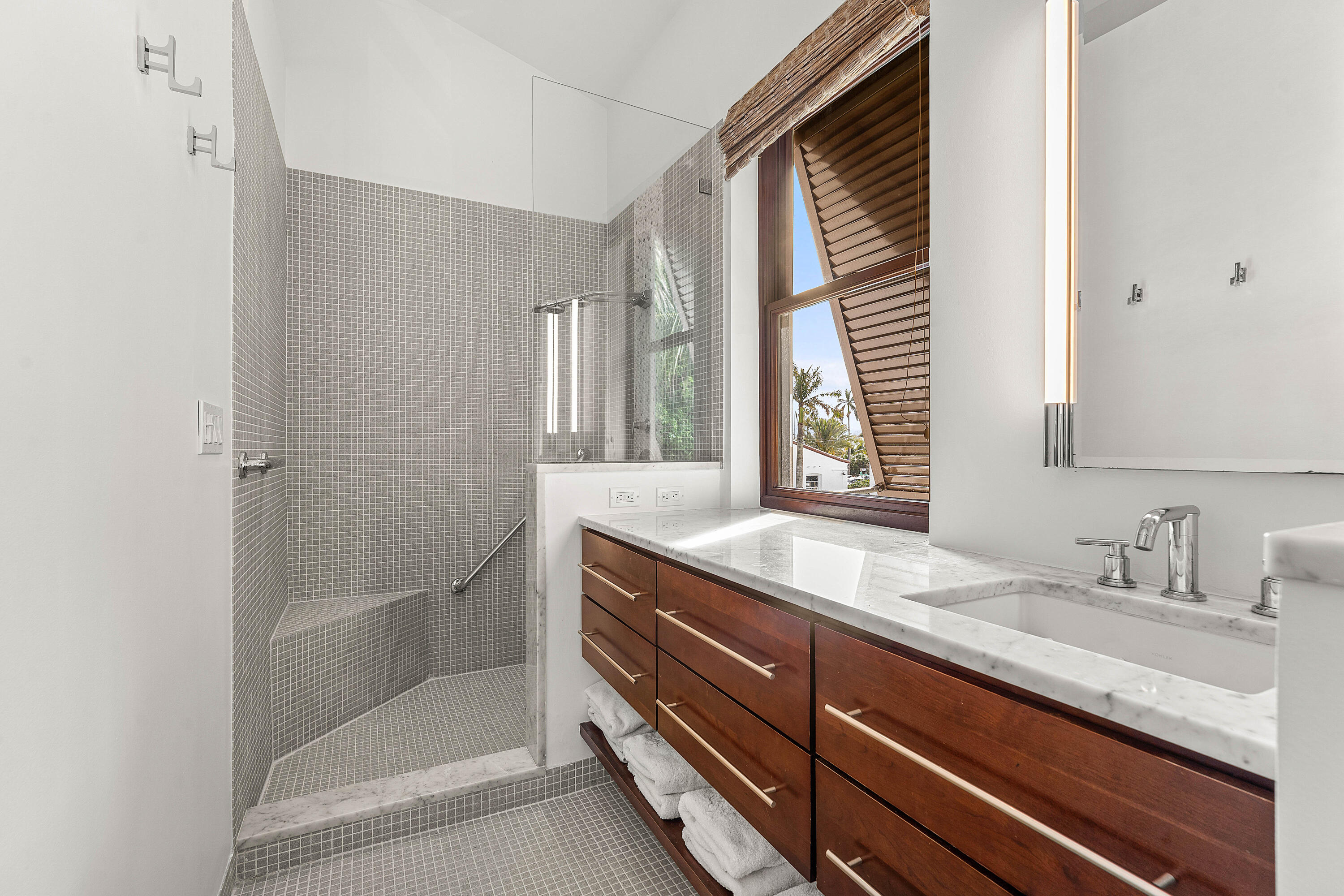 FLORAL PARK - Residential