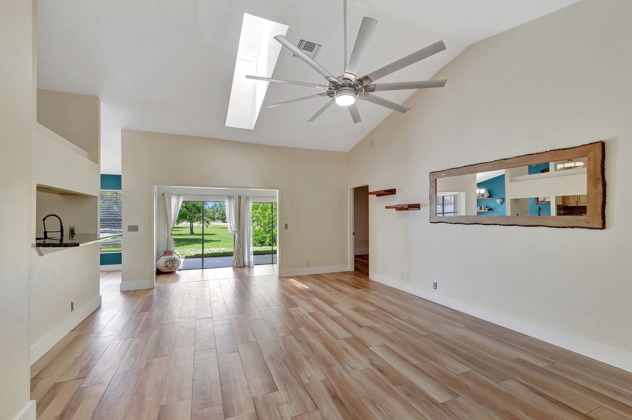 5065 Arbor Glen Cir