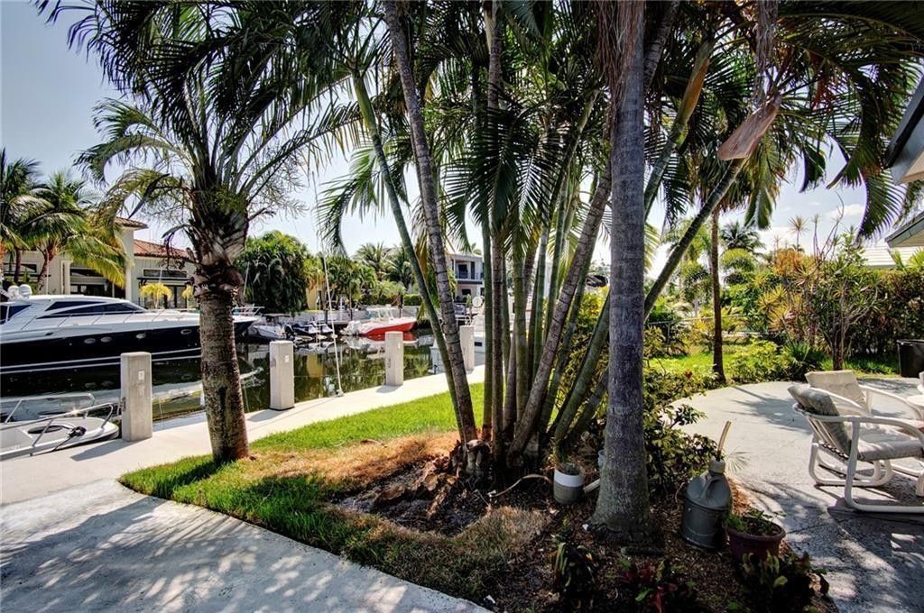 Photo of 3860 NE 23rd Avenue #4, Lighthouse Point, FL 33064 (MLS # B26024875)