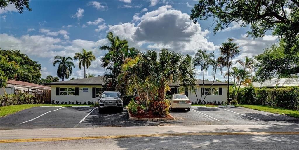 Photo of 3860 NE 23rd Avenue #4, Lighthouse Point, FL 33064 (MLS # B26024875)