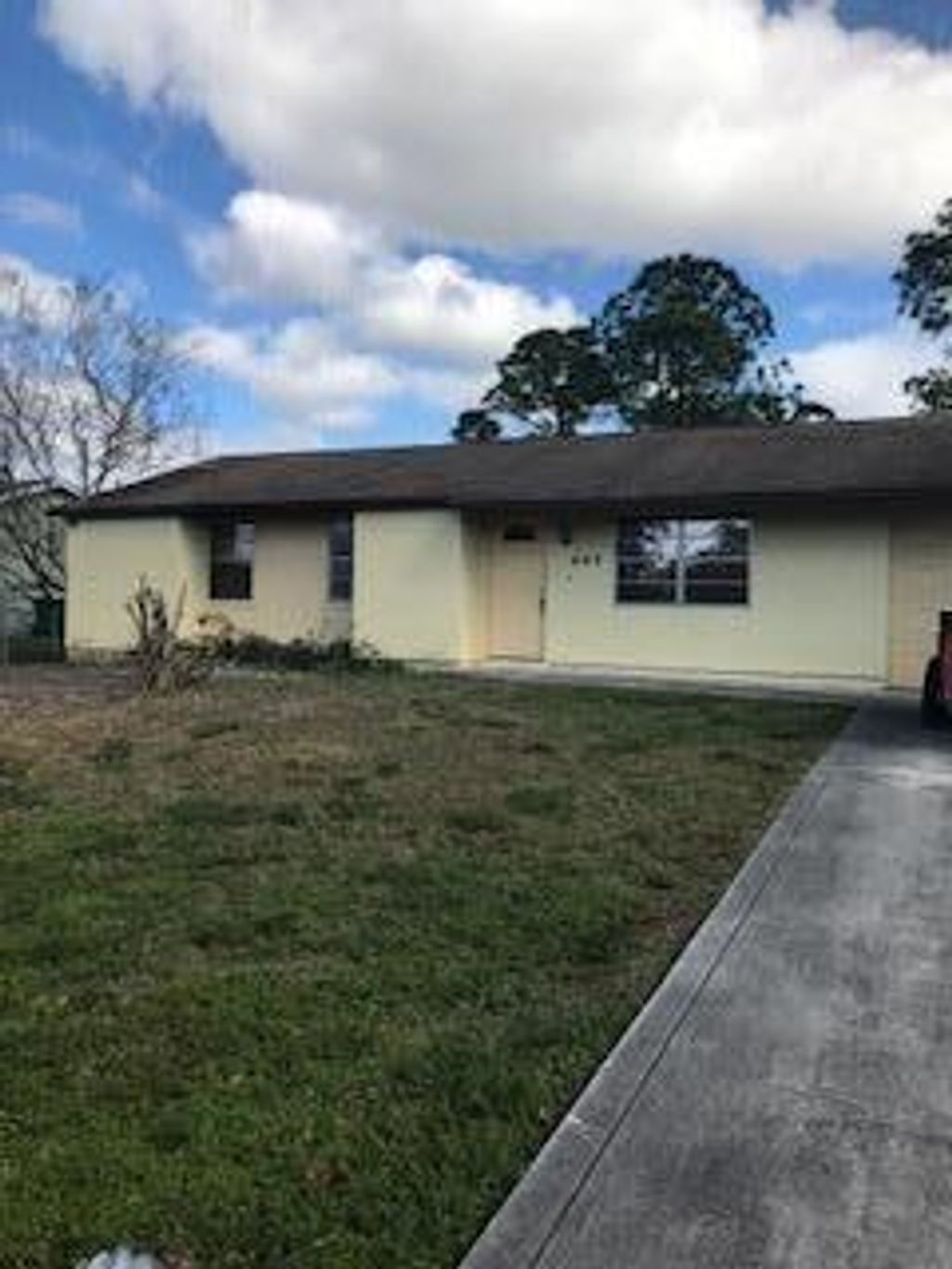 Photo of 693 SW Heather Street, Port Saint Lucie, FL 34983 (MLS # R11001199)