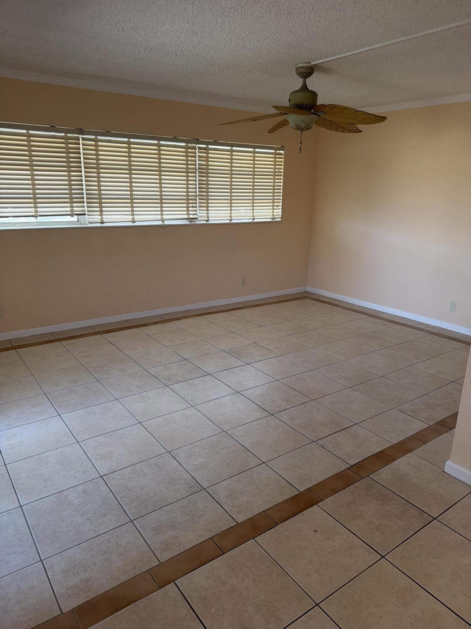 2800 NE 14th Street Causeway 205