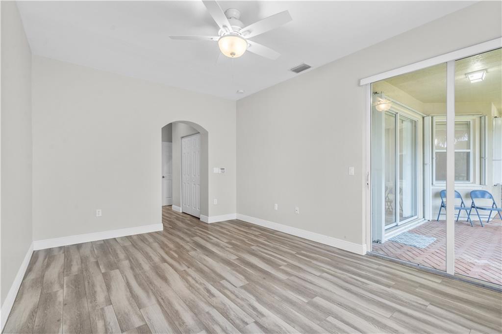 RIVER GLEN - Residential