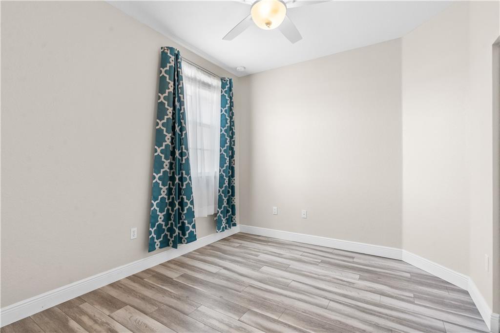 RIVER GLEN - Residential
