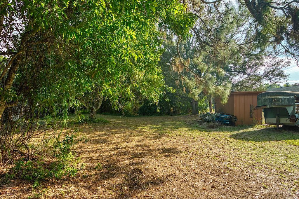 THE ACREAGE, UNINCORPORATED - Residential