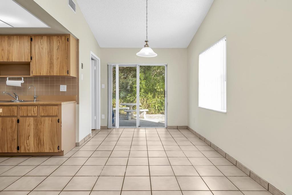 THE ACREAGE, UNINCORPORATED - Residential