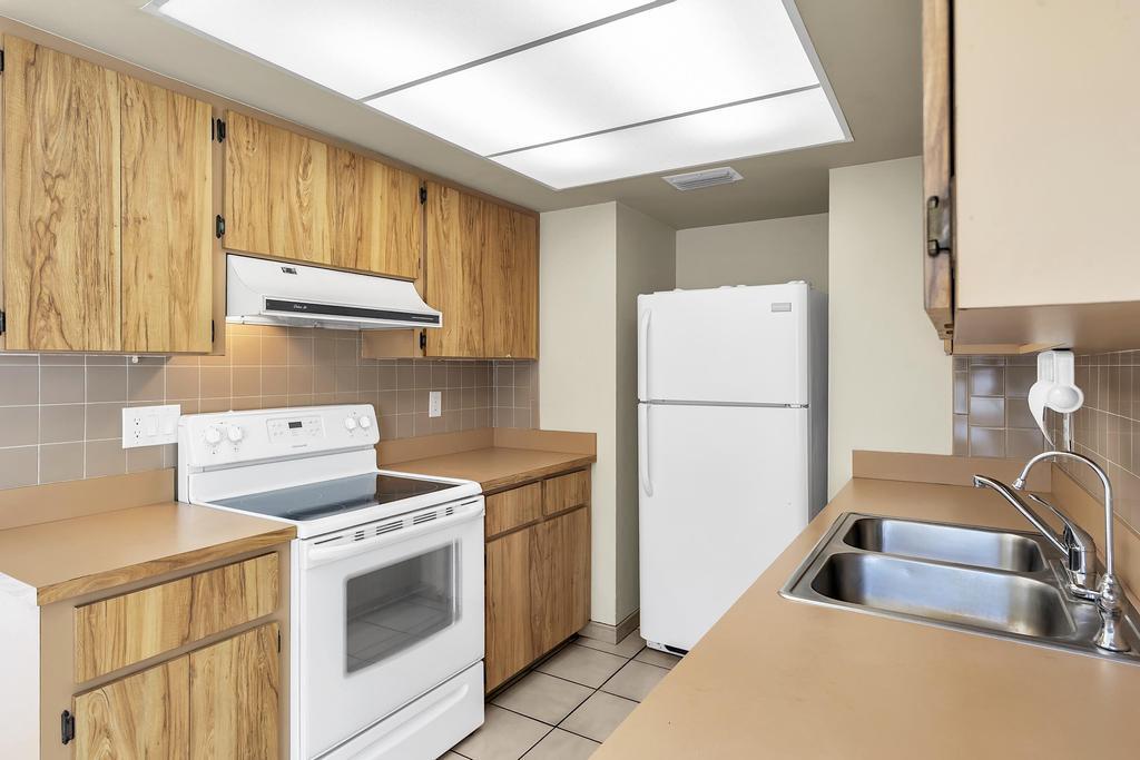 THE ACREAGE, UNINCORPORATED - Residential