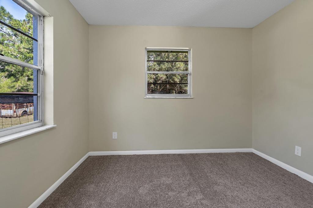 THE ACREAGE, UNINCORPORATED - Residential