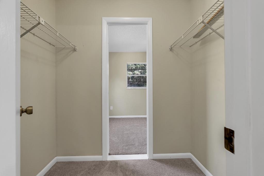 THE ACREAGE, UNINCORPORATED - Residential