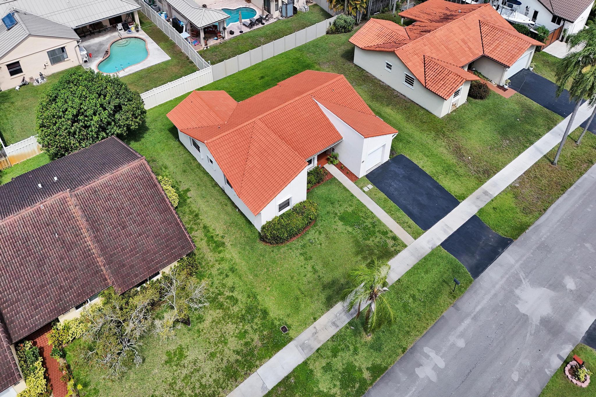 FOREST LAKE - Residential