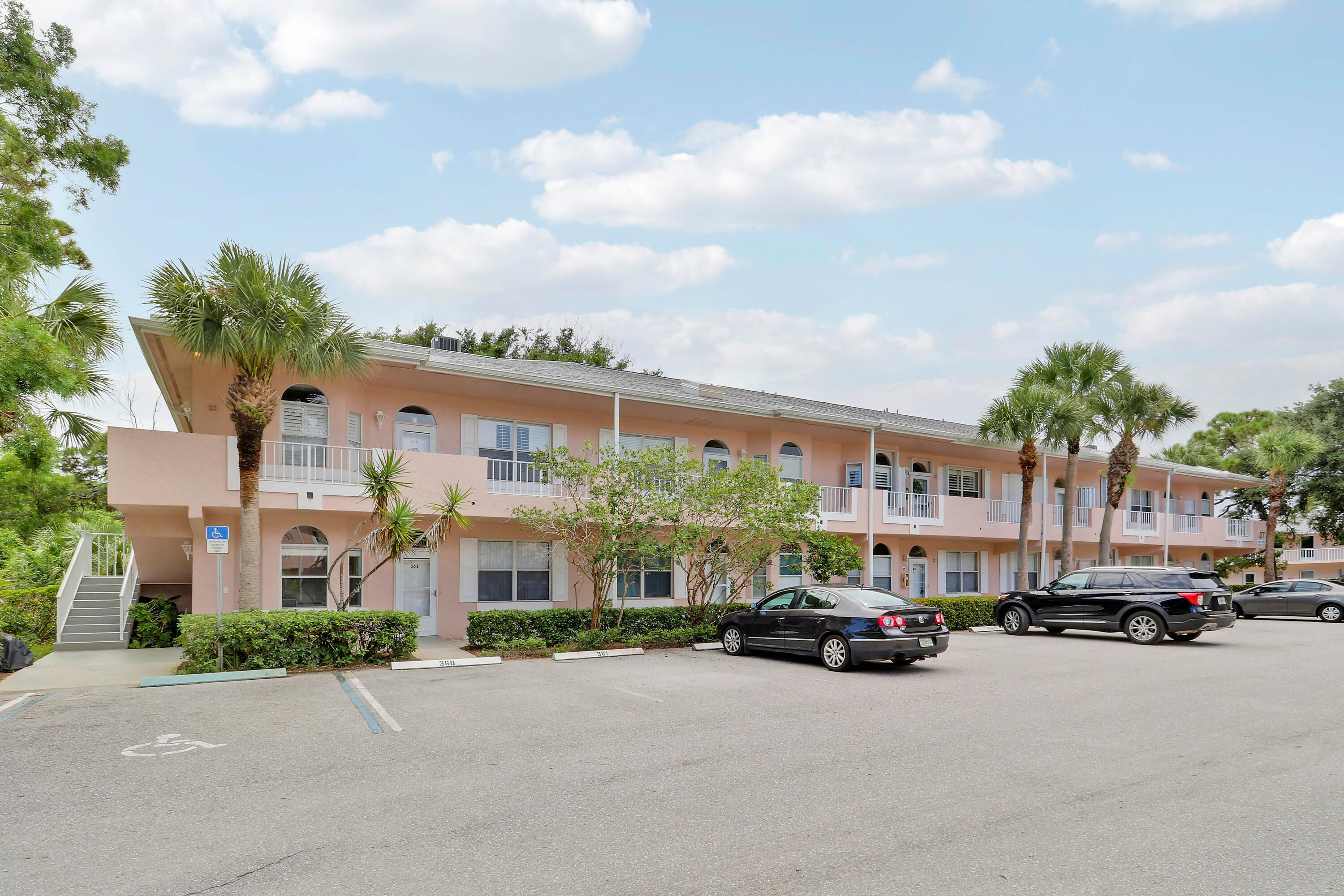 18081 SE Country Club Drive 37-361