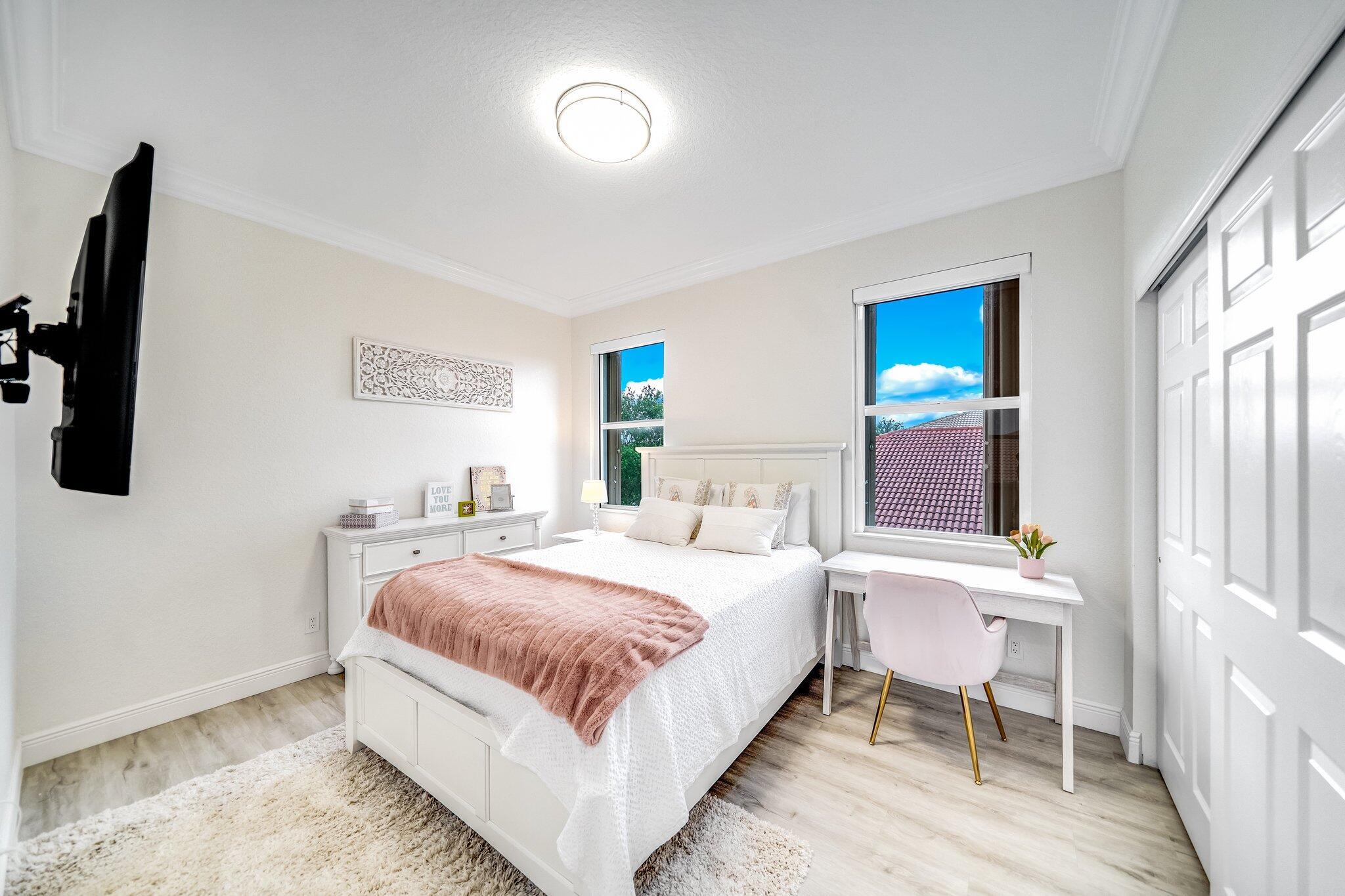 NEWPORT ISLES-PORTOFINO I - Residential