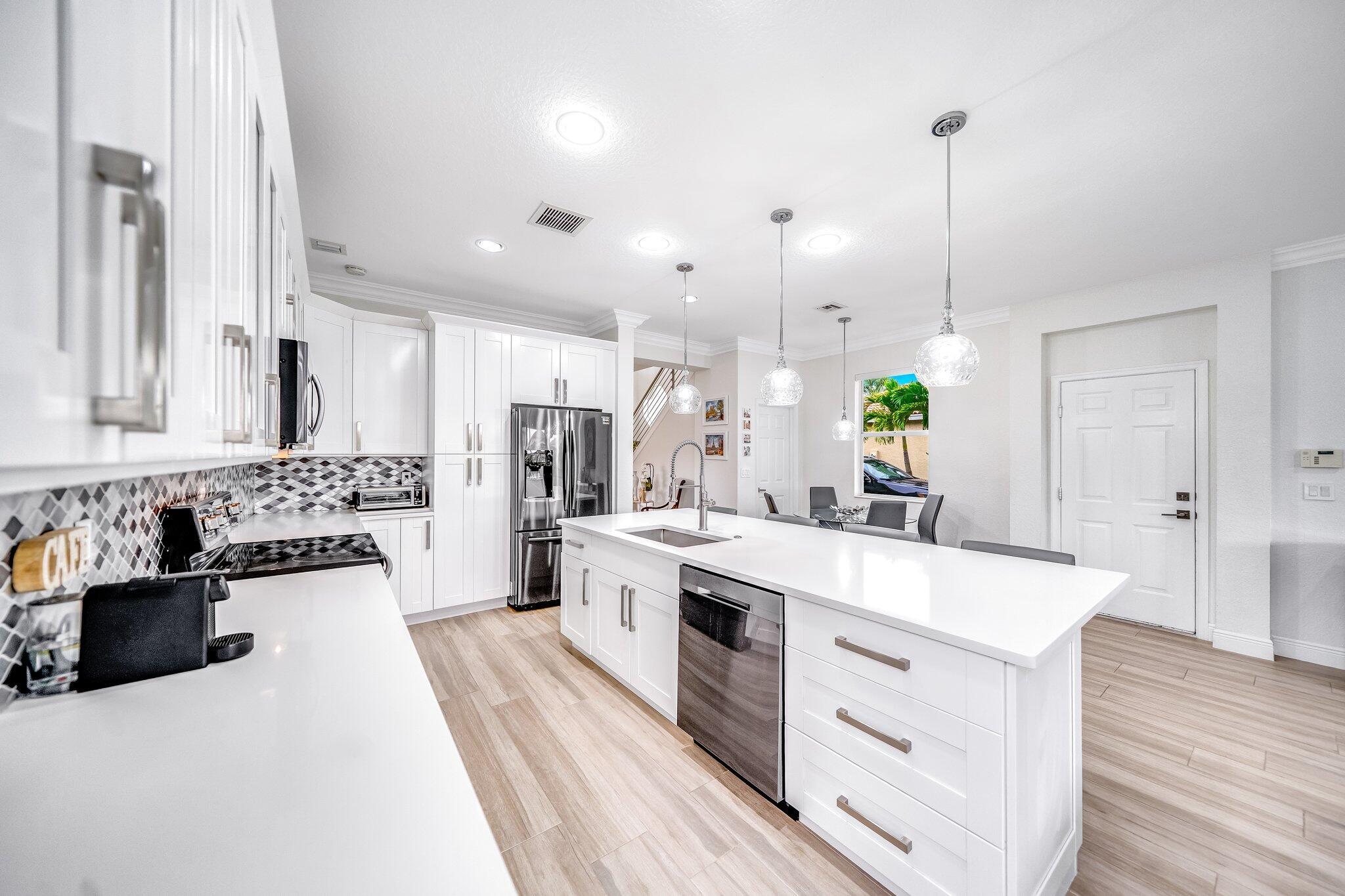 NEWPORT ISLES-PORTOFINO I - Residential