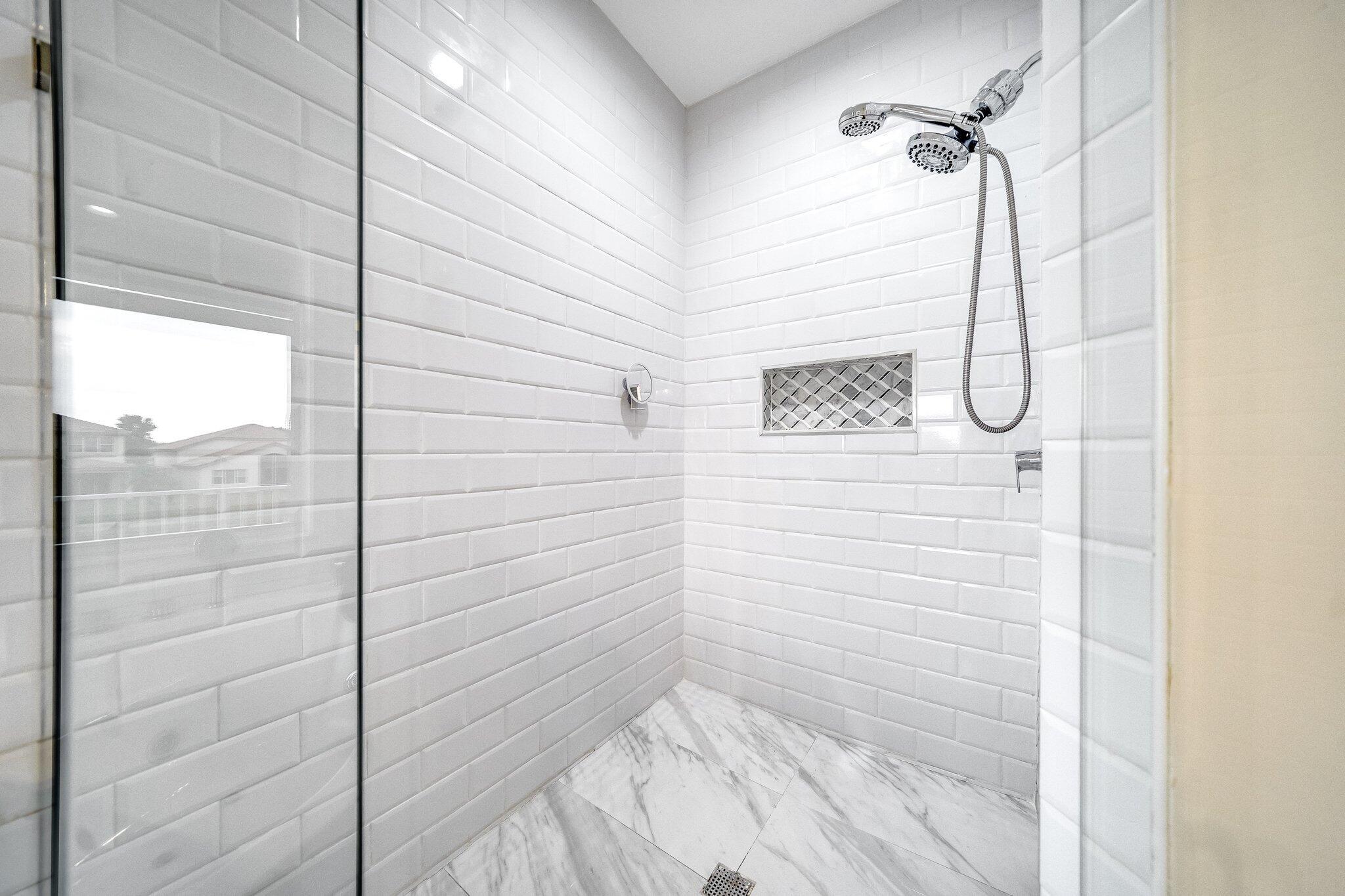 NEWPORT ISLES-PORTOFINO I - Residential