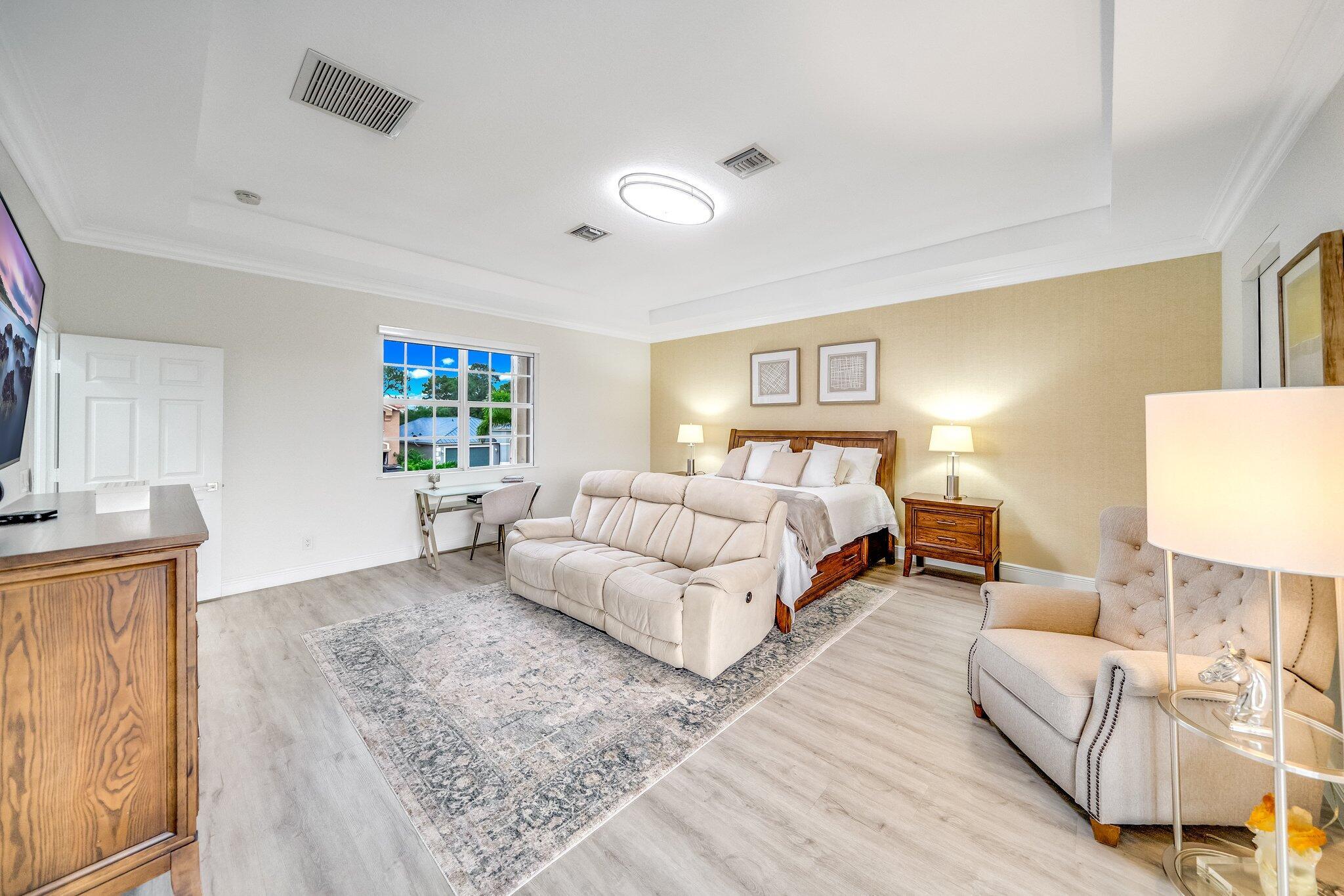 NEWPORT ISLES-PORTOFINO I - Residential