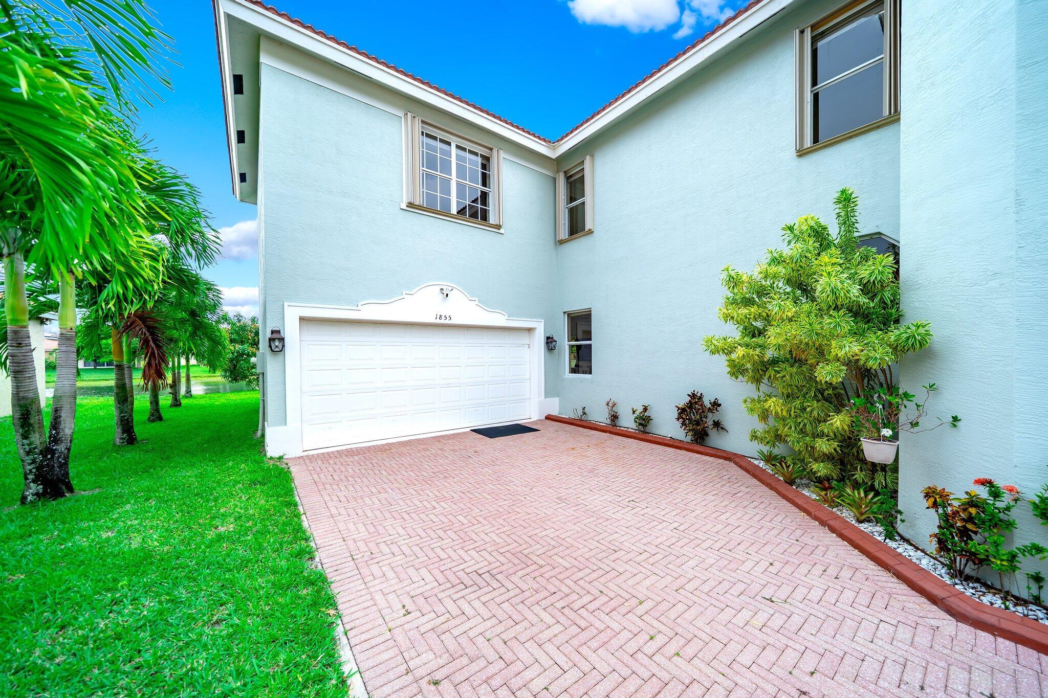 1855 SW Jamesport Drive