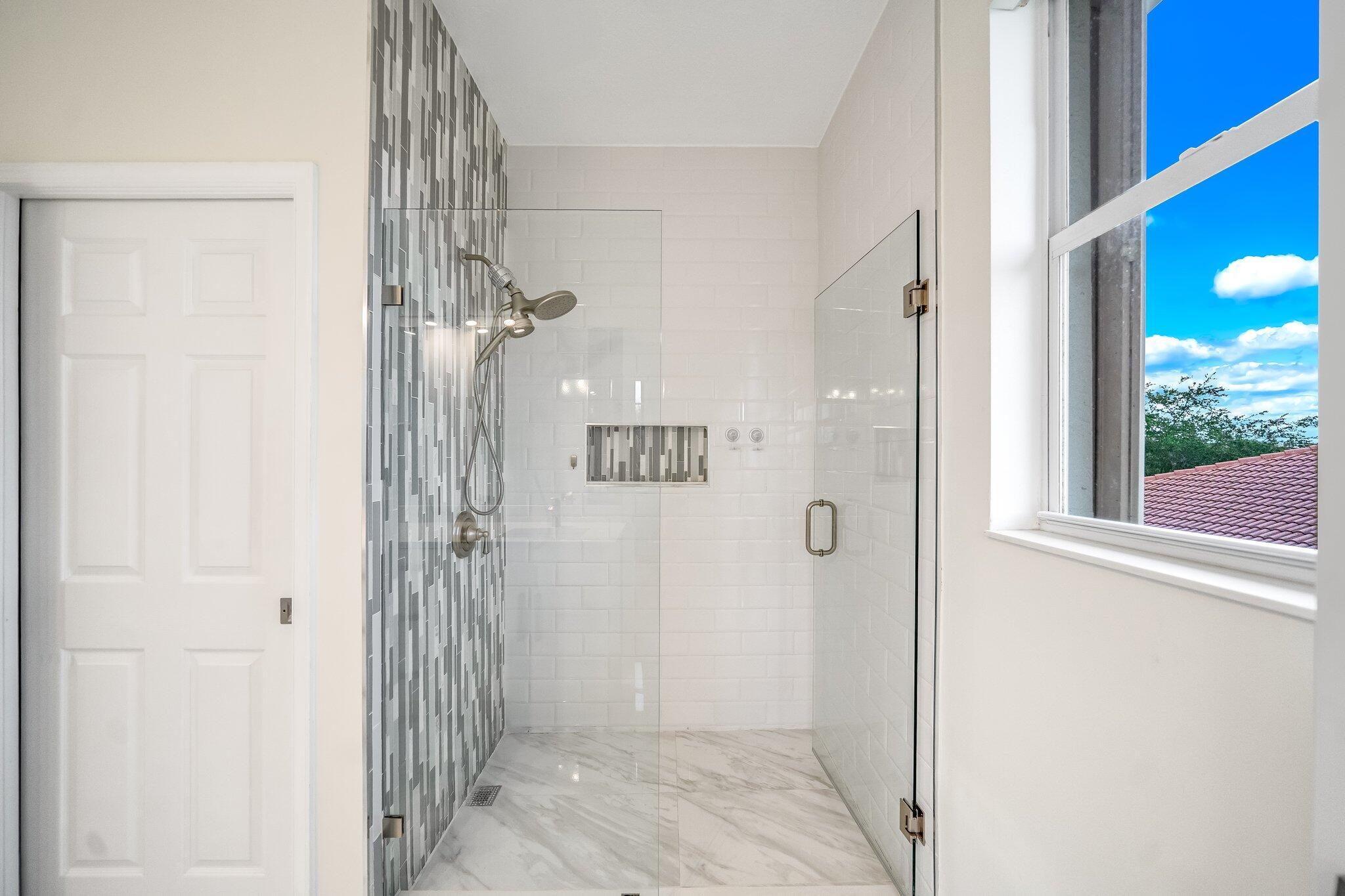 NEWPORT ISLES-PORTOFINO I - Residential