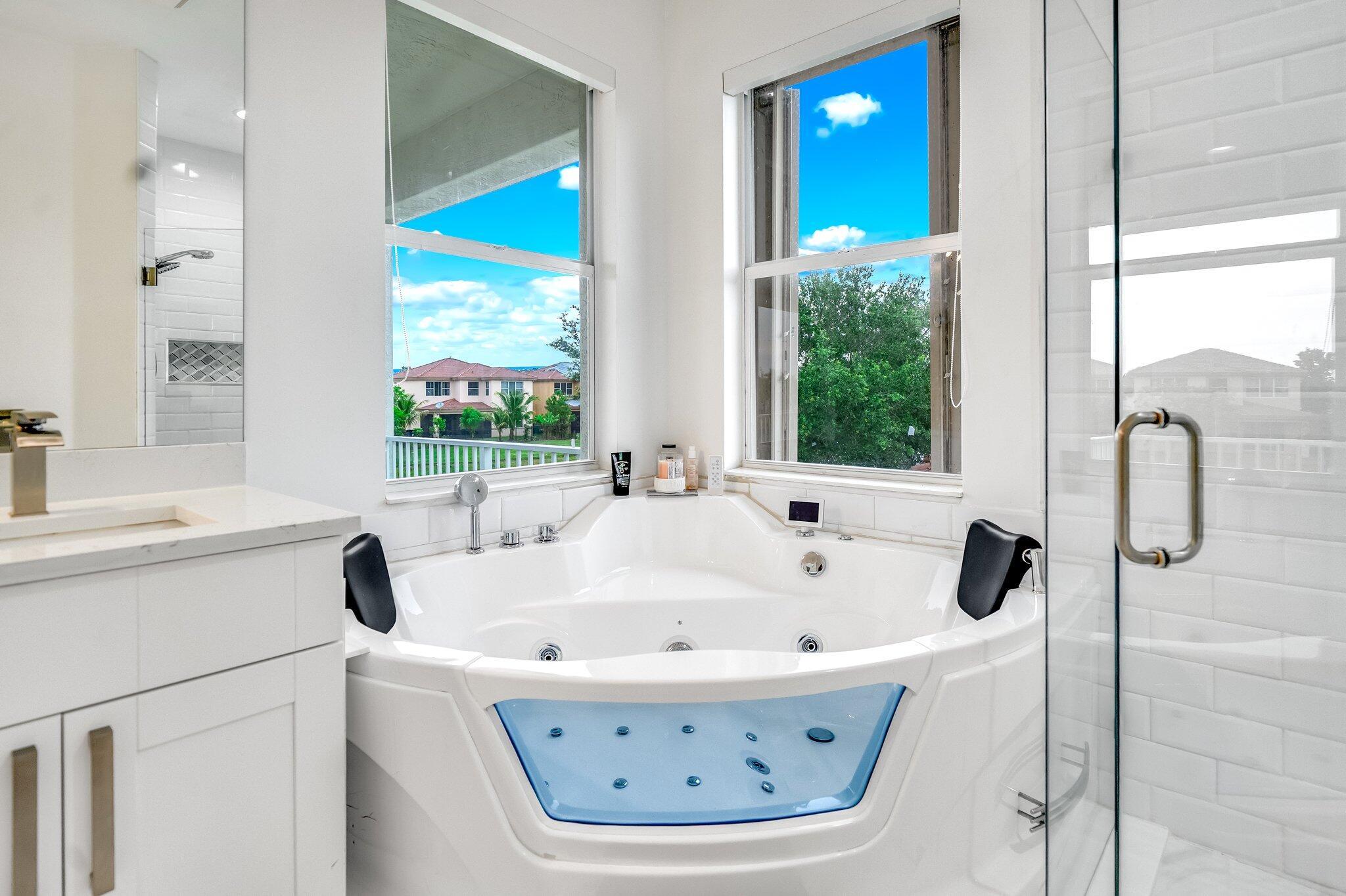 NEWPORT ISLES-PORTOFINO I - Residential