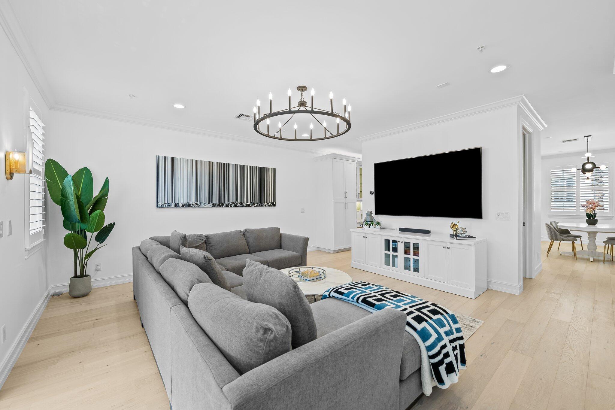 CANNERY ROW - Residential Lease