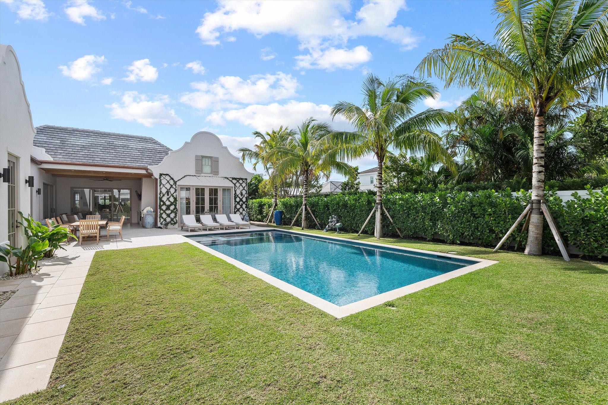 MIRAMAR SHORES IN - Residential