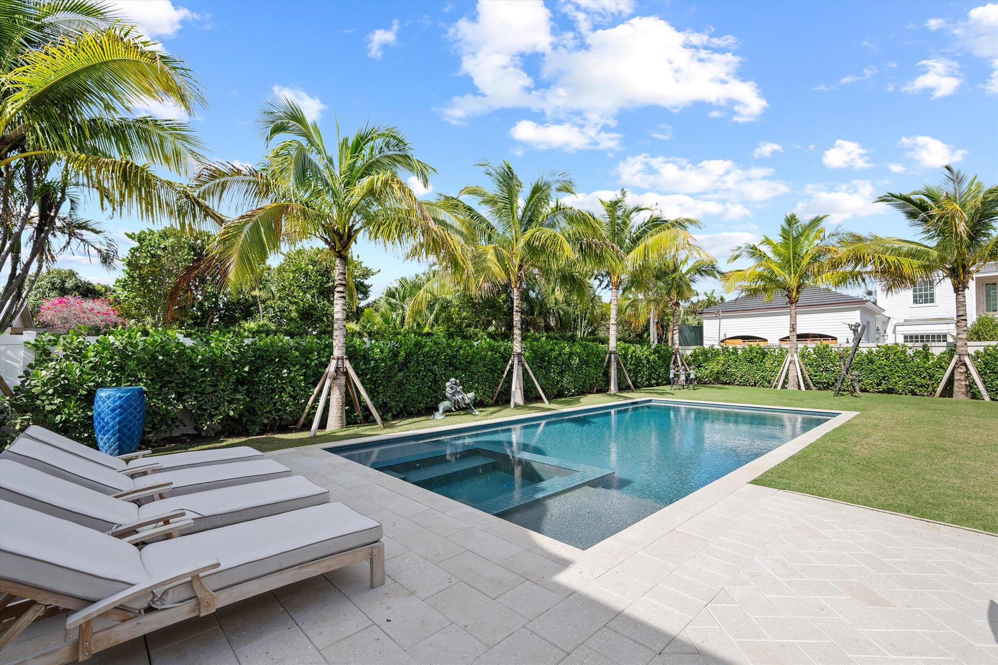 MIRAMAR SHORES IN - Residential