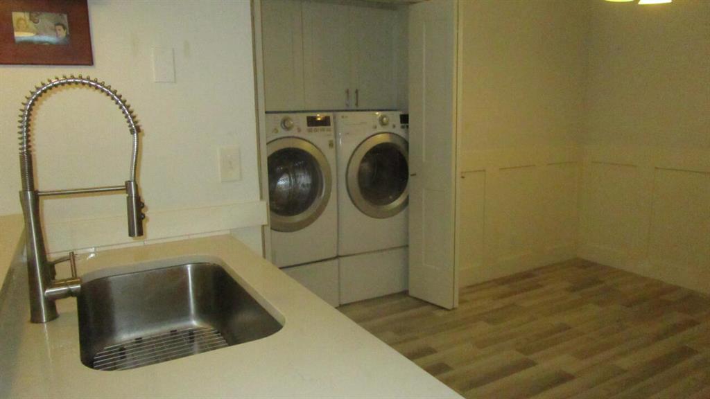 We're pleased to present the opportunity to acquire a Rare gem property in a highly demanded Boynton Beach, FL. Including 3 bedrooms and 2 bathrooms, you are going to enjoy the 1,840 sqft that composes this Condo built in 1992. Nested in an enjoyable neighborhood, and minutes from local attractions, public transportation, and public park. Don't miss this great opportunity