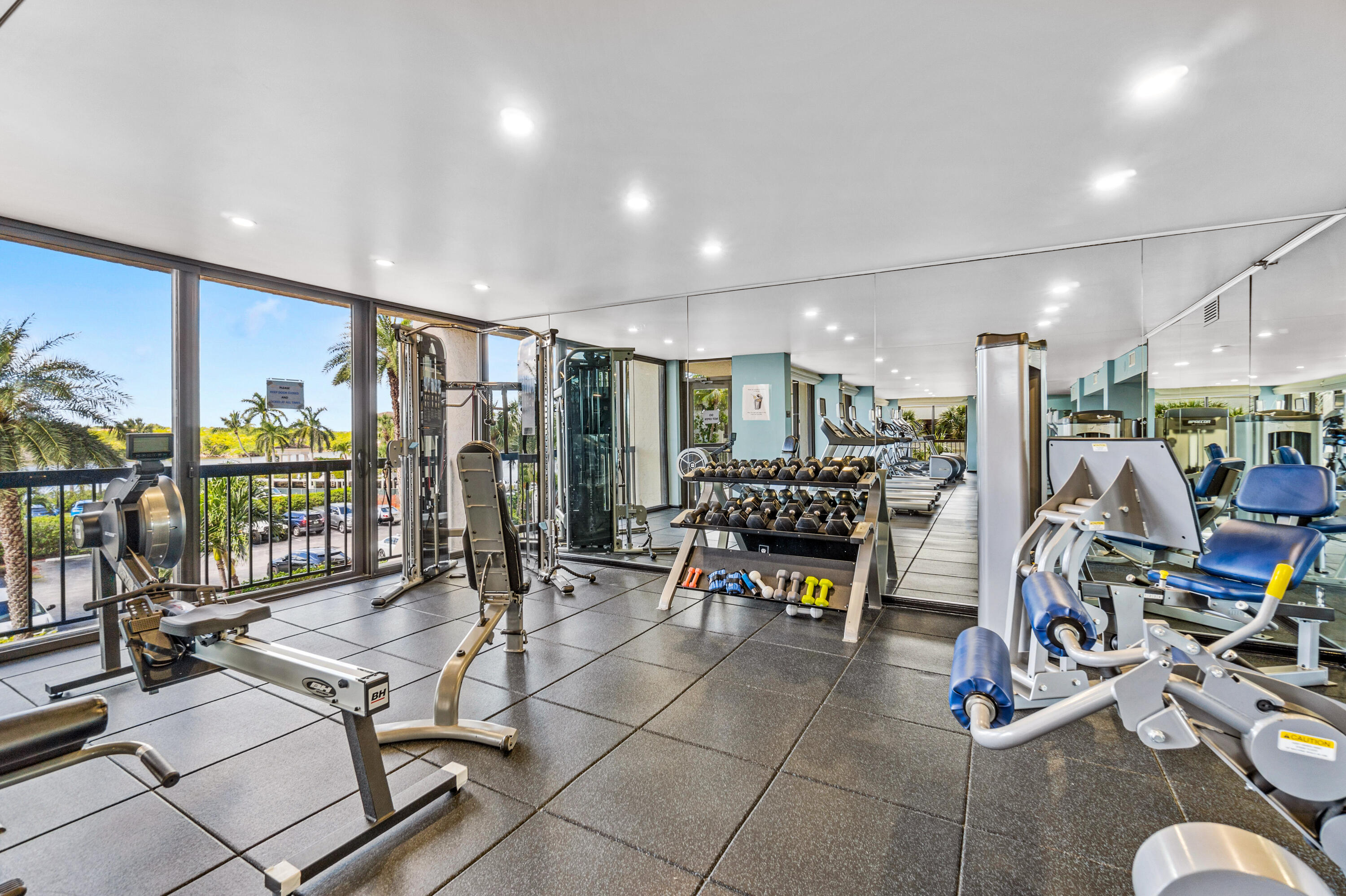BRAEMAR ISLE CONDO - Residential