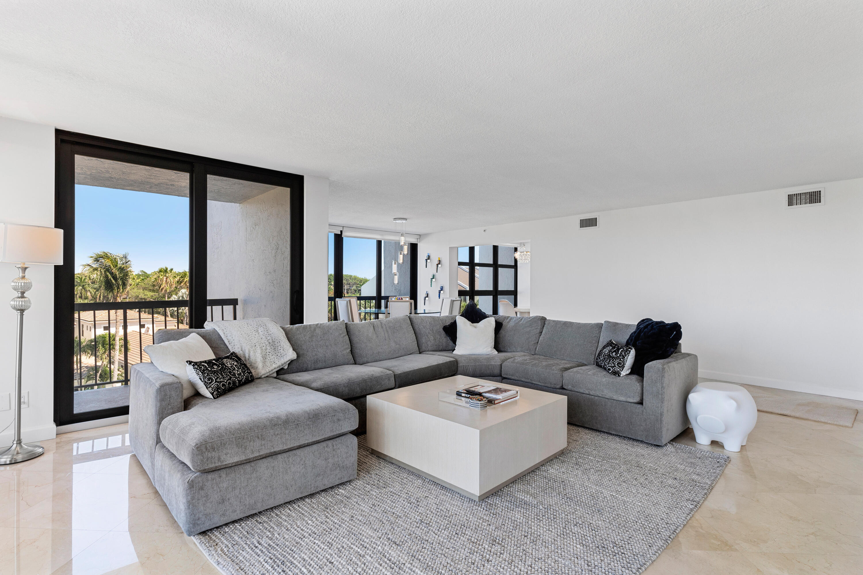 BRAEMAR ISLE CONDO - Residential